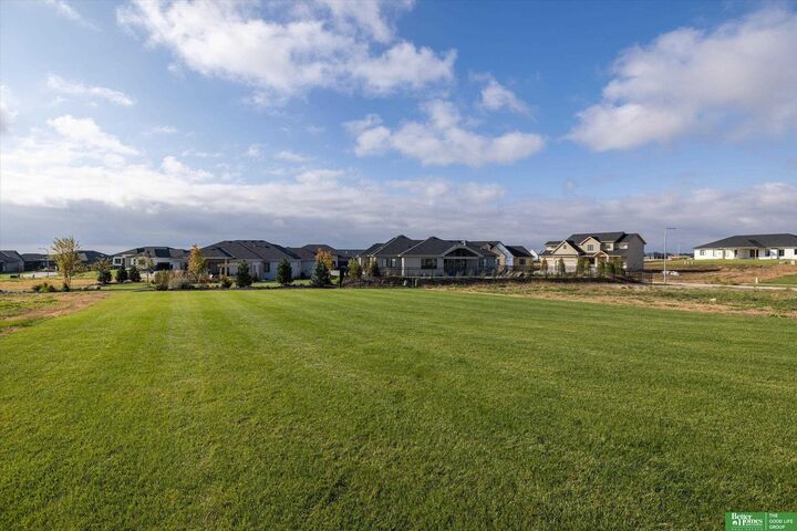 Property Photo:  5414 N 209 Avenue  NE 68022