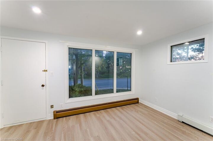 Property Photo:  150 Hagar Street Main  ON L3B 4J8 