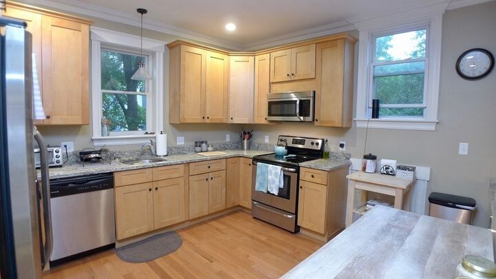Property Photo:  10 Savin Hill Ave 2  MA 02125 