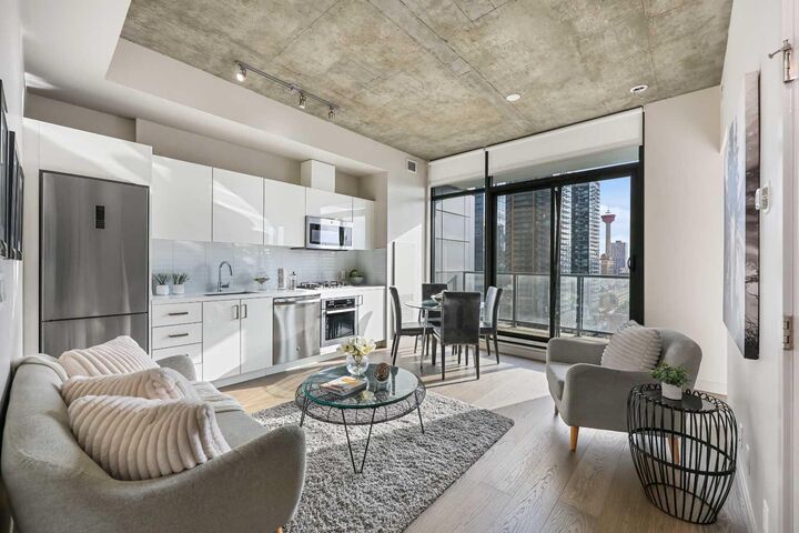 Property Photo: 1010 6 Street SW 507 AB T2R 1B4
