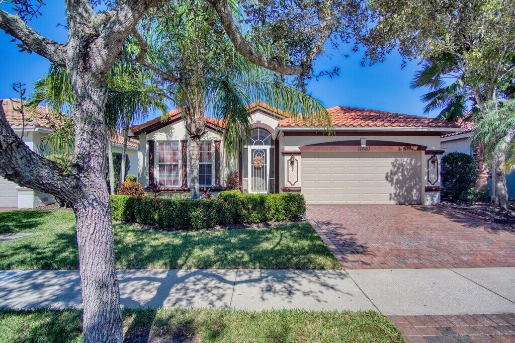 Property Photo: 11660 SW Mountain Ash Circle FL 34987