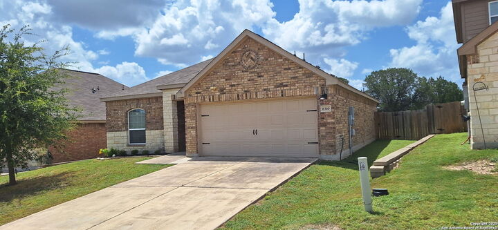 Property Photo:  6310 Aster Rn  TX 78132