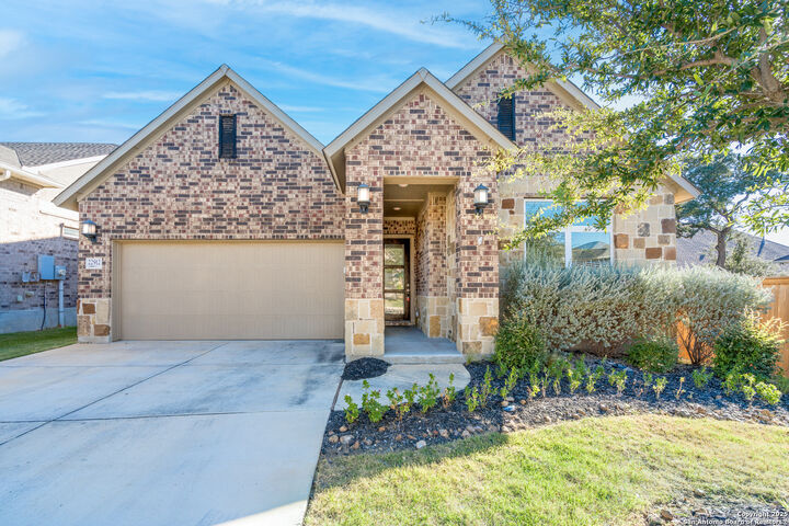 Property Photo:  22912 Grande  TX 78261 