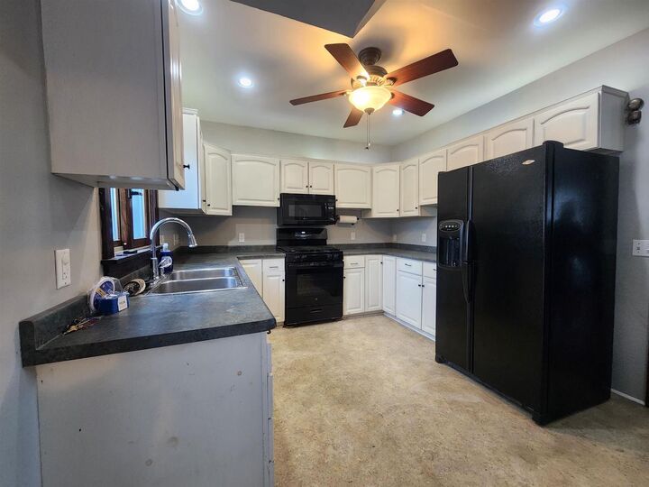 Property Photo: 200 South Harrison Street WI 53589