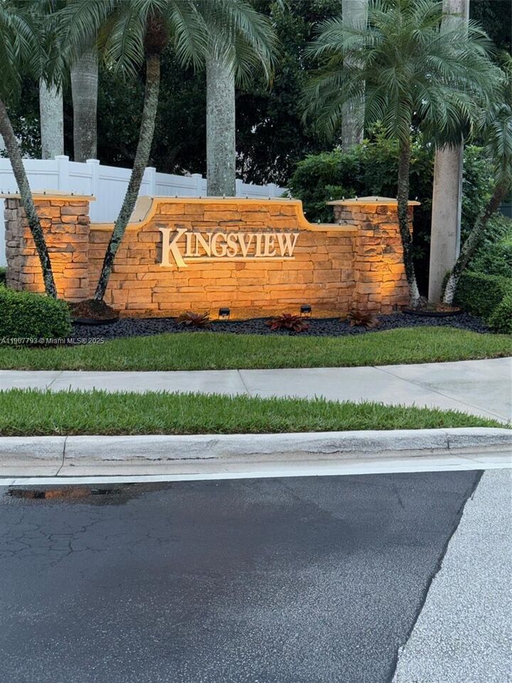 Property Photo:  1471 NW 159th Ave  FL 33028 