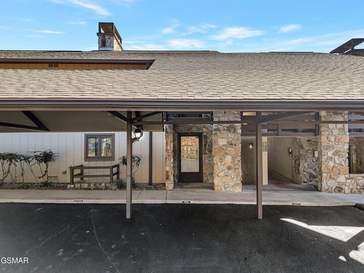 Property Photo: 1824 Oriole Road TN 37738