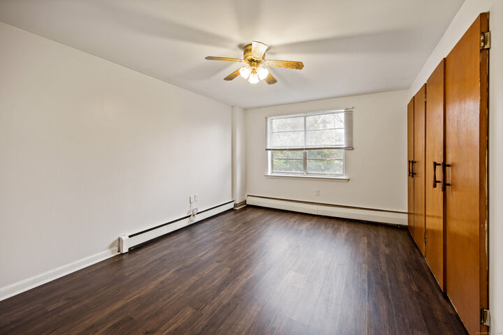 Property Photo:  40 Owen Street Apt A3  CT 06105 