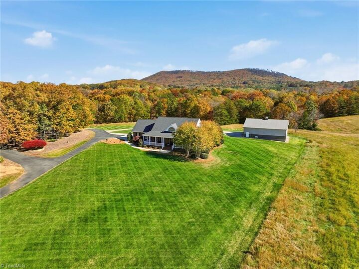 Property Photo: 1462 Overby Road NC 27052