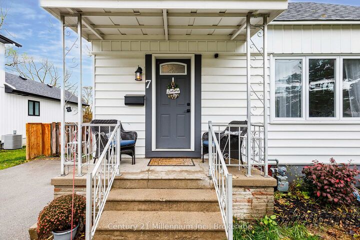 Photo de la propriété:  7 Fair Street  ON L9Y 2H6 