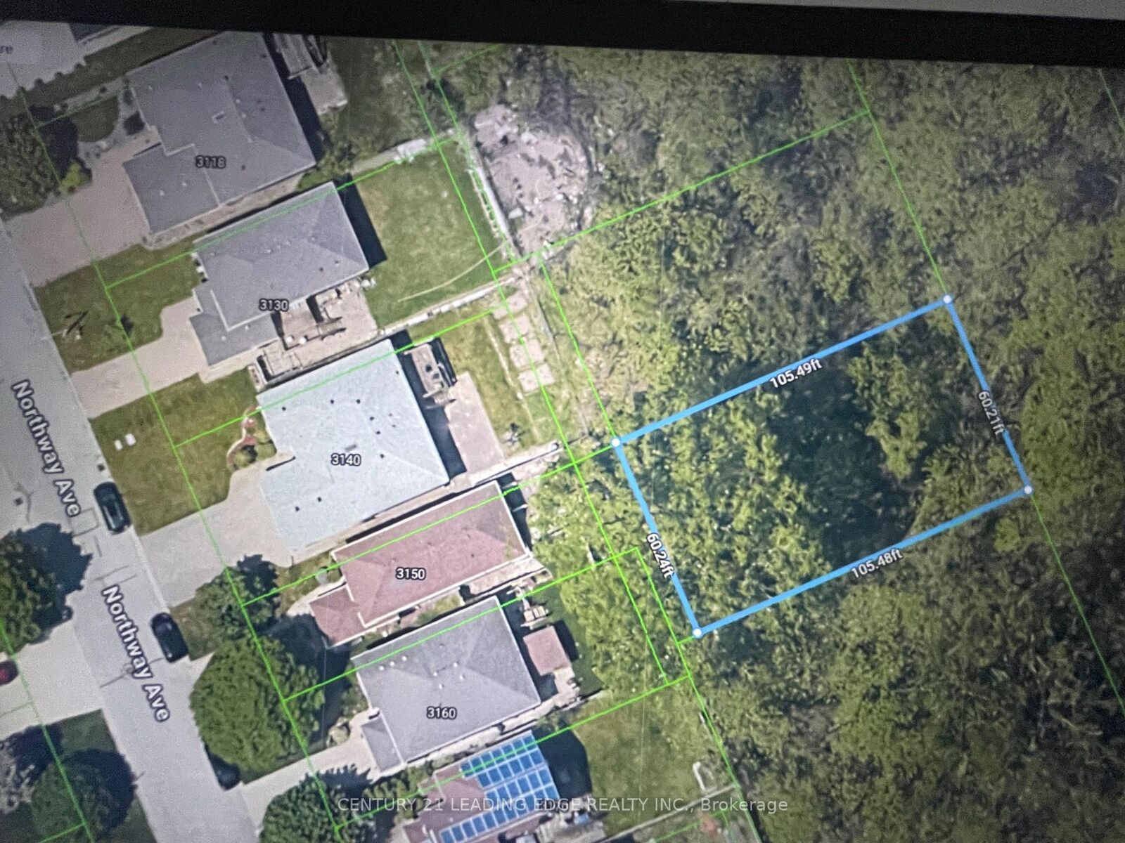 Photo de la propriété:  0 Betts Avenue  ON N9E 4S4 