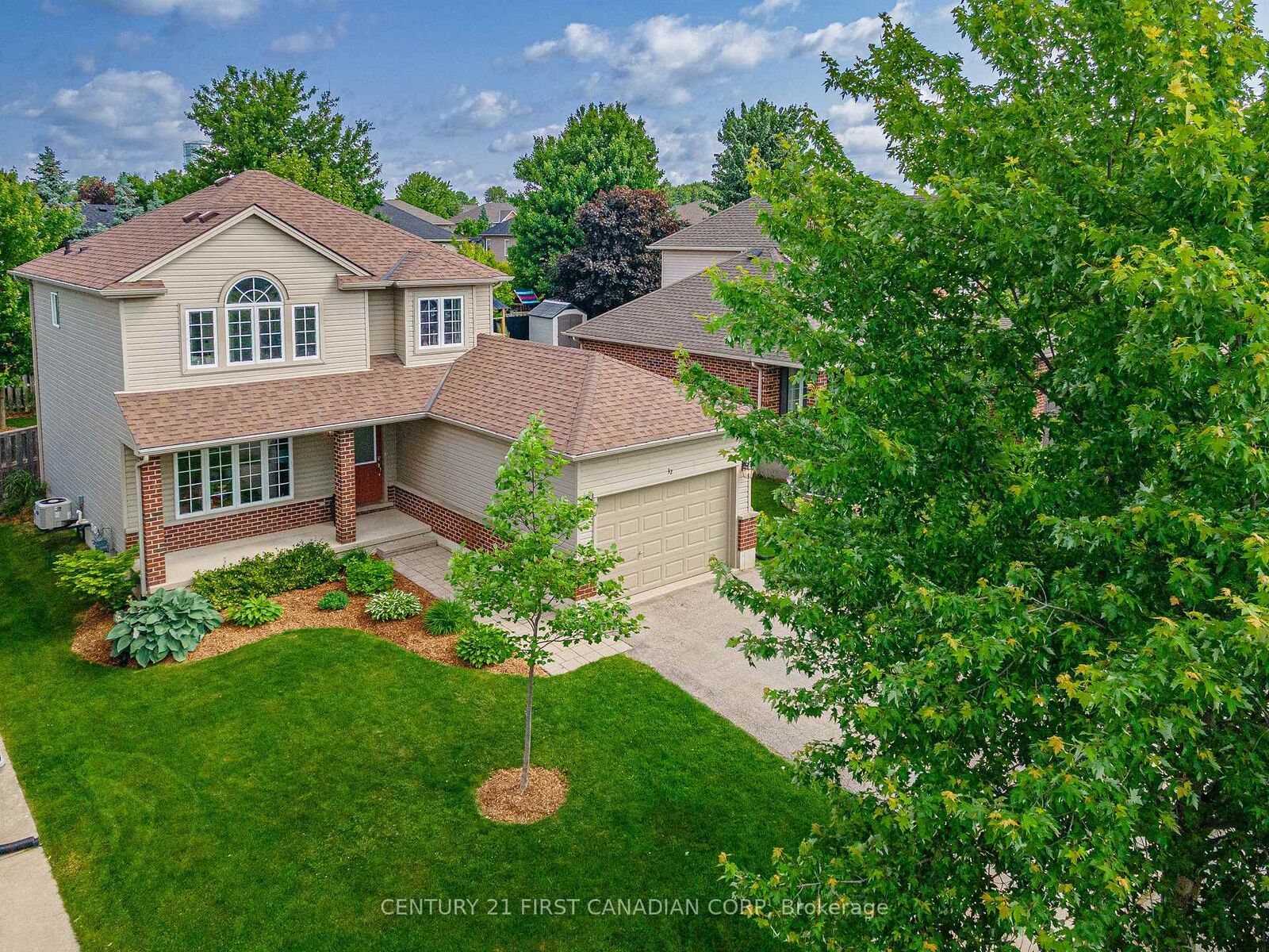 Photo de la propriété:  32 Stonefield Lane  ON N0M 2A0 