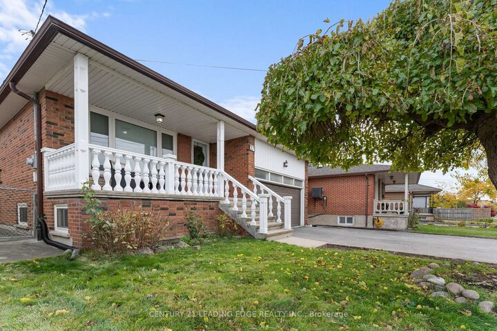 Property Photo: 27 Murray Road ON M3K 1T3