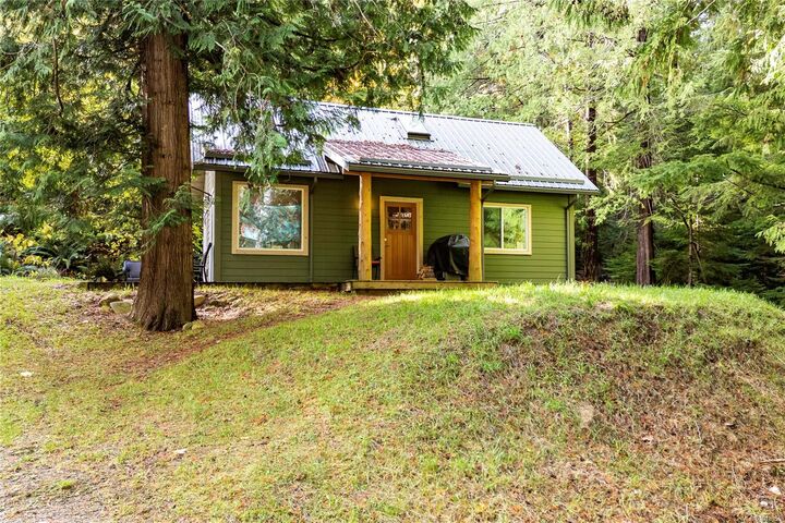 403 Whaletown Rd — photo 1