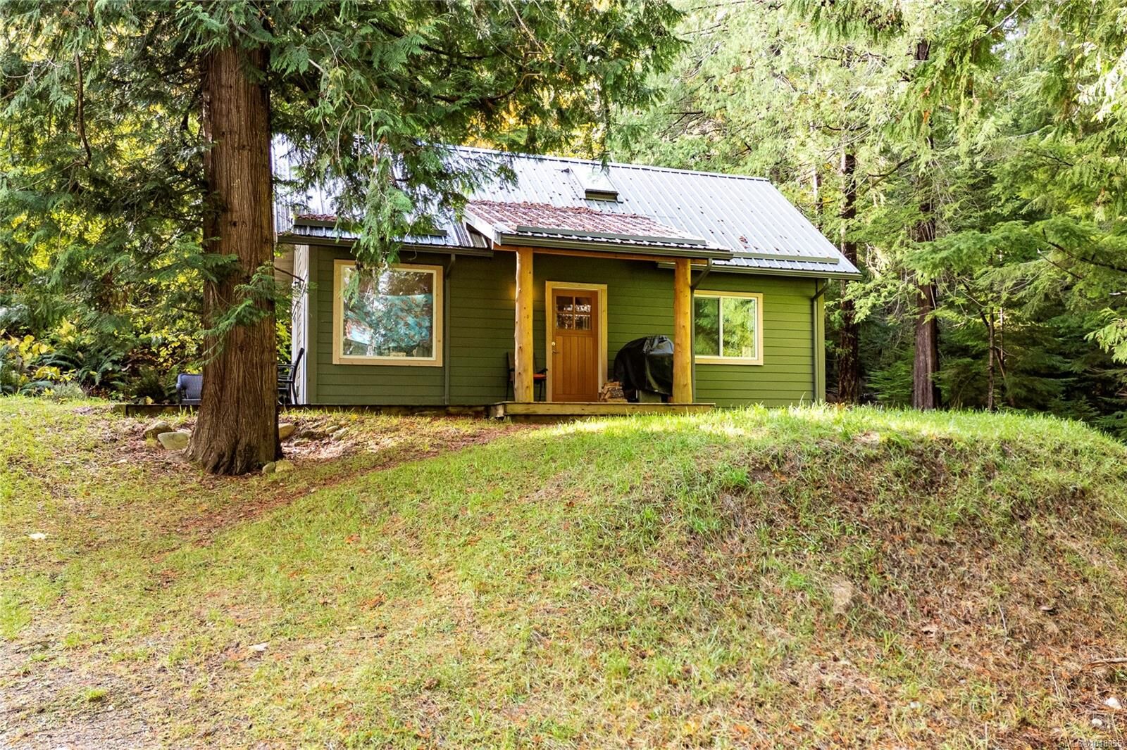 Property Photo: 403 Whaletown Rd BC V0P 1Z0