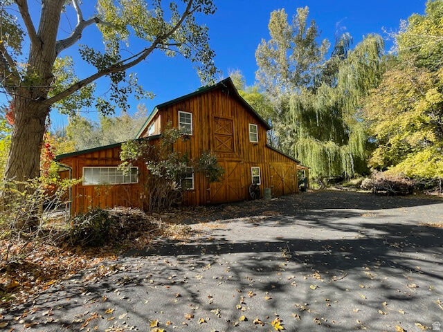 Property Photo: 187 N Waterhole Way E UT 84029