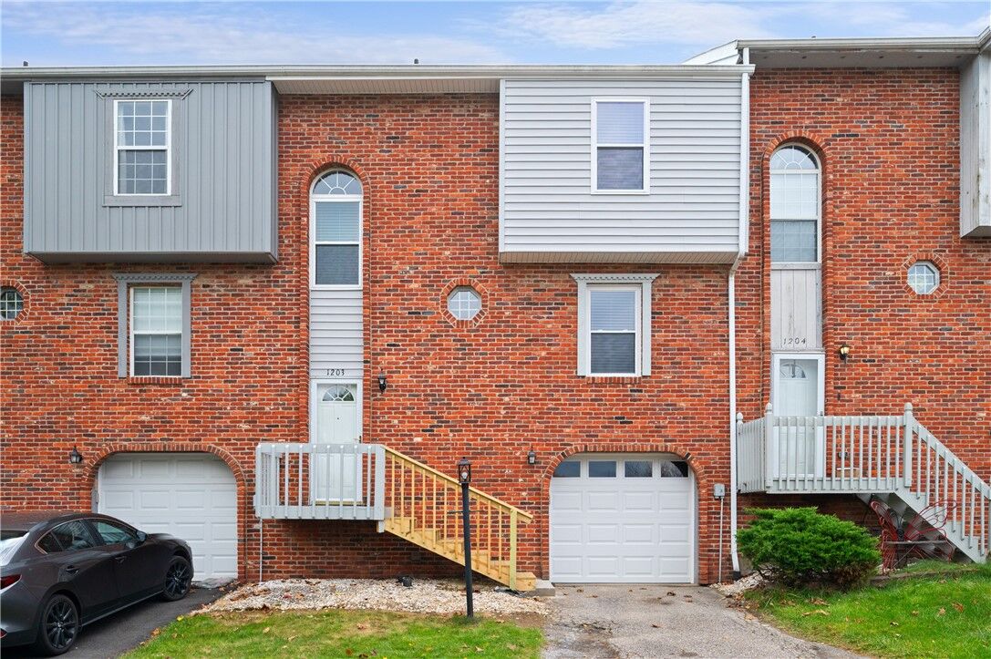 Property Photo: 1203 Timber Trl PA 15126