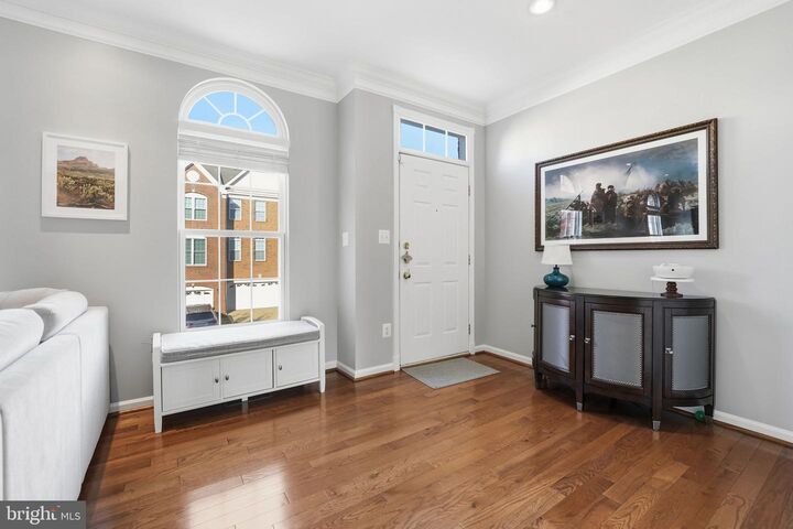 Property Photo:  21480 Trowbridge Square  VA 20147 