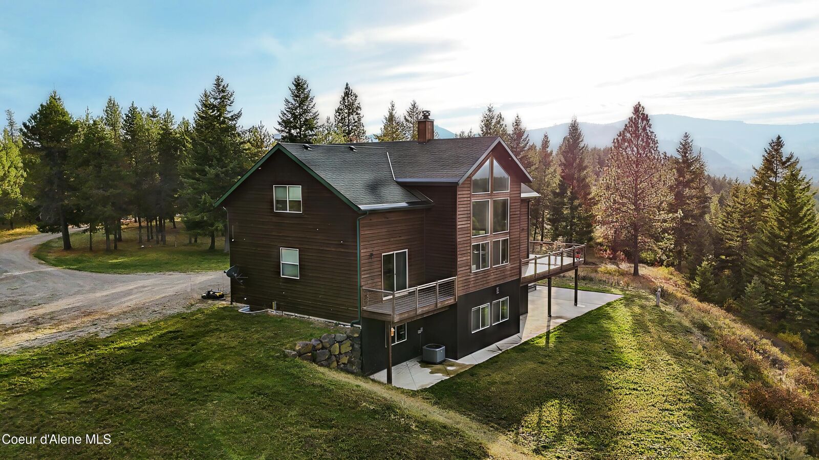 Property Photo:  384 Pendleton Dr  ID 83869 