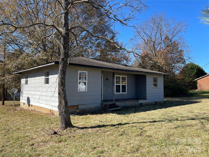 Property Photo:  5735 Fallston Road  NC 28090 