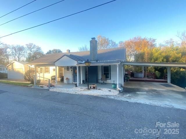 Property Photo:  111 Berry Street  NC 28655 