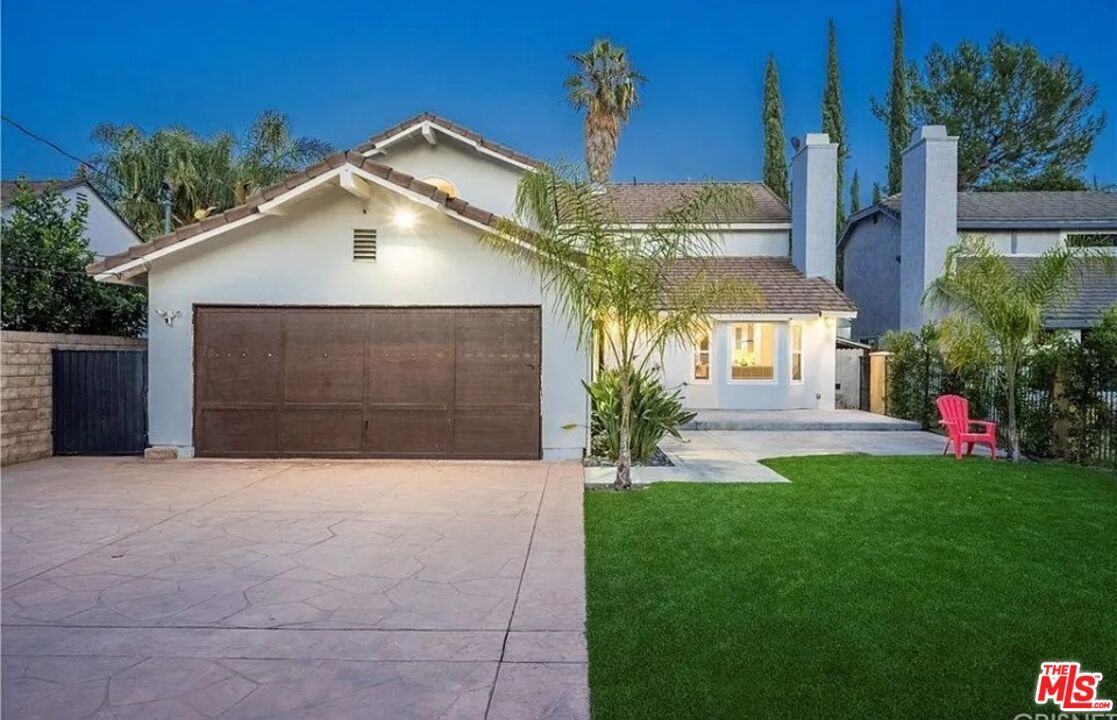 Property Photo: 6140 Rhodes Ave CA 91606