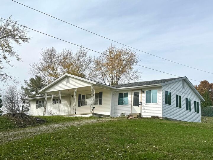 Property Photo: 2999 Five Points Road OH 45640
