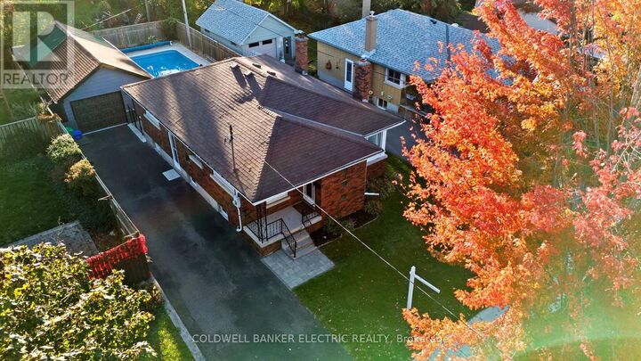 Property Photo: 193 Benson Avenue ON K9H 5Y6