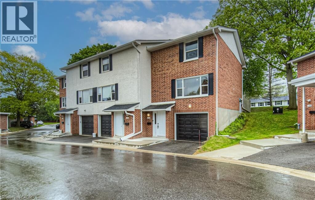 Photo de la propriété:  425 Keats Way 4  ON N2L 5S7 