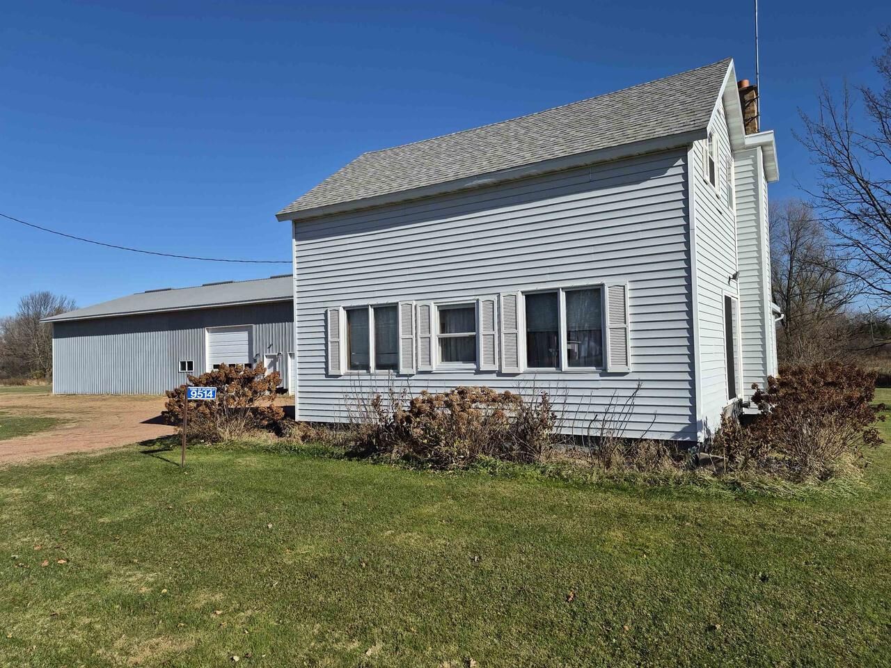 Property Photo:  9514 State Highway 80  WI 54449 
