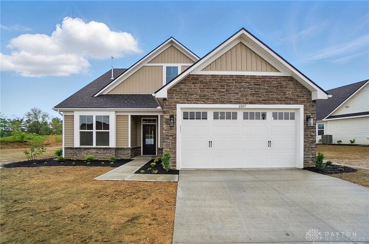 1507 Kingsgate  Springfield OH 45502 photo