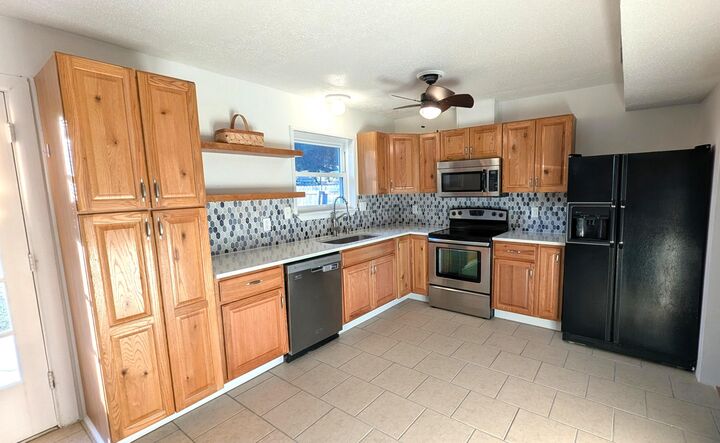 Property Photo:  12 W Casa Loma Drive  FL 32569 