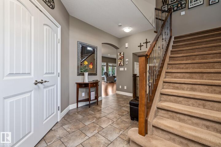 Property Photo: 39 Hillside Terrace AB T8L 0E4