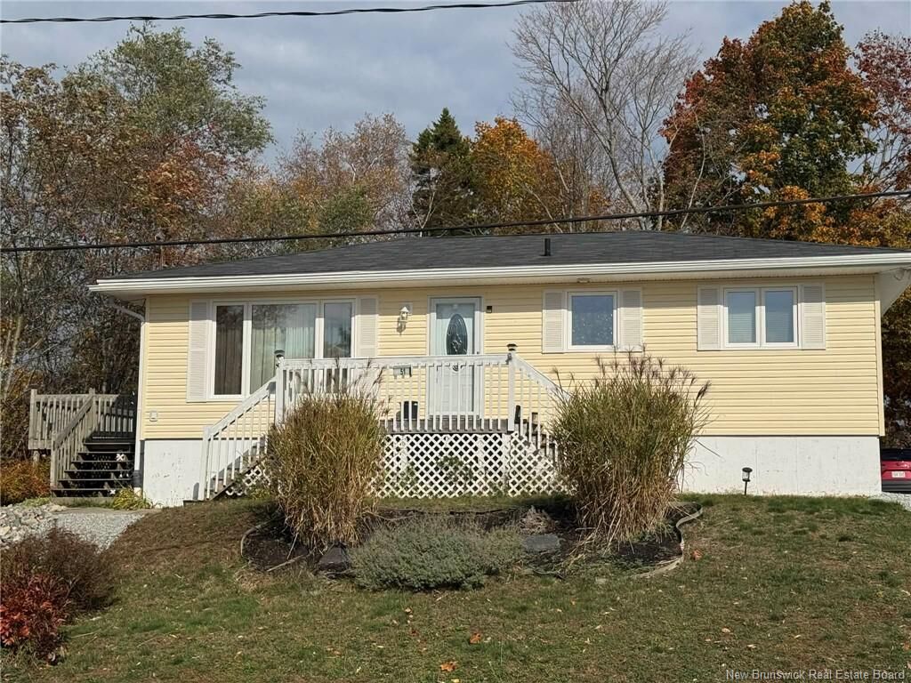 Property Photo: 51 Acadia Cres NB E5N 3A3
