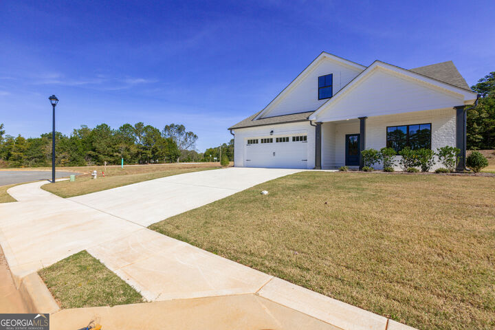 Property Photo: 316 Hammerstone Ct. GA 30276