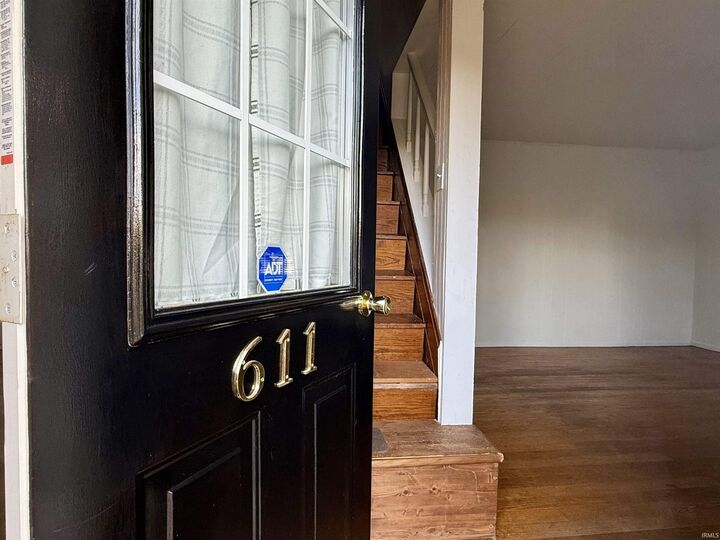 Property Photo: 611 Liberty Street IN 47601