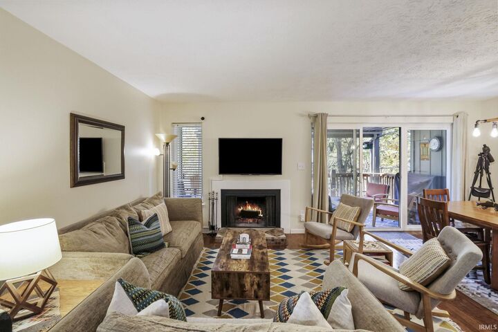 Property Photo: 9018 S Pointe Ridge Lane 10 IN 47401