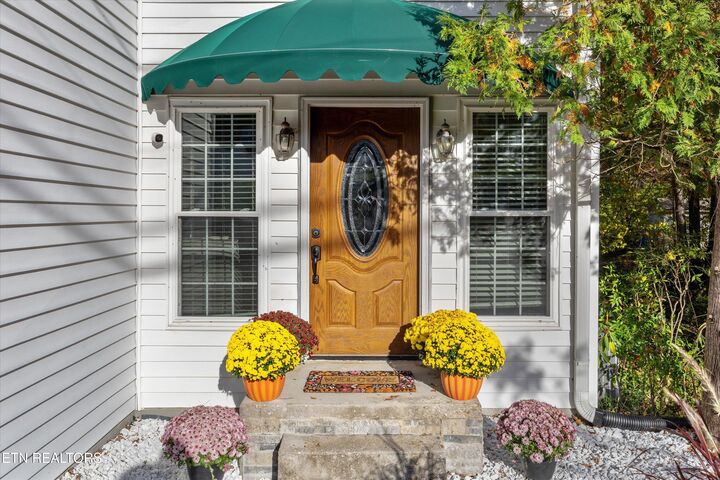 Property Photo:  4838 Jenkins Rd  TN 37918 