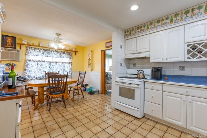 Property Photo: 9 Duffin Avenue NY 11795