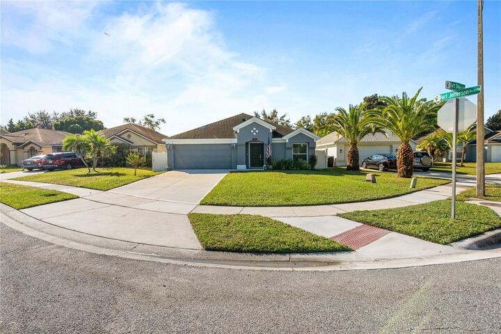 Property Photo: 8762 Fort Shea Avenue FL 32822