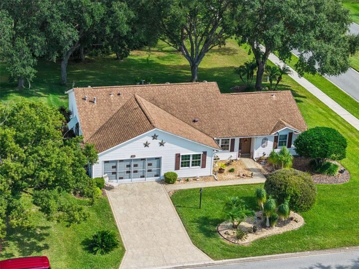 26600 Racquet Circle  Leesburg FL 34748 photo