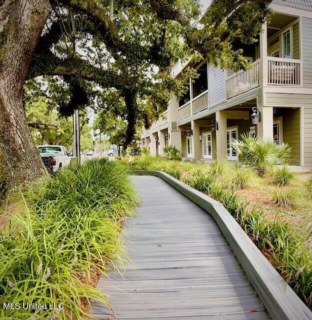 Property Photo:  922 Porter Avenue  MS 39564 