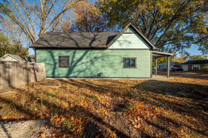 Property Photo:  925 S 16th Street  IN 47807 