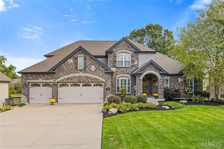 202 Rue De Vin  Lake St Louis MO 63367 photo