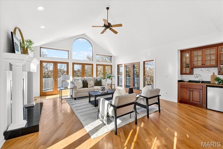 Property Photo: 12914 Meadow Hill MO 63128