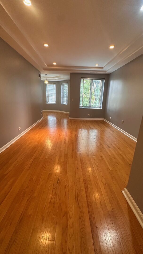 6714 S Chappel Avenue 2  Chicago IL 60649 photo