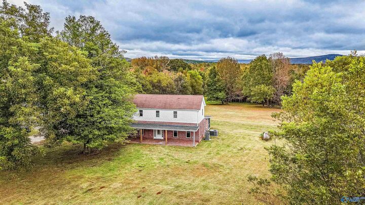 Property Photo: 483 Moontown Road AL 35811