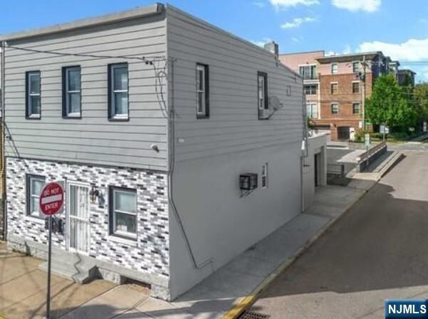 Property Photo:  291 Delano Place  NJ 07022 