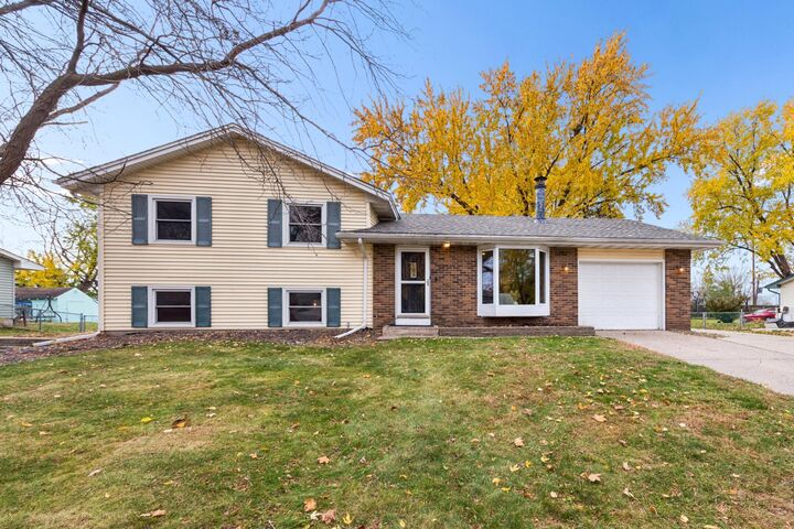 8418 Harkness Road S  Cottage Grove MN 55016 photo