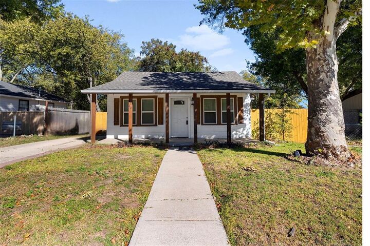 Property Photo:  8232 Redonda Street  TX 76108 