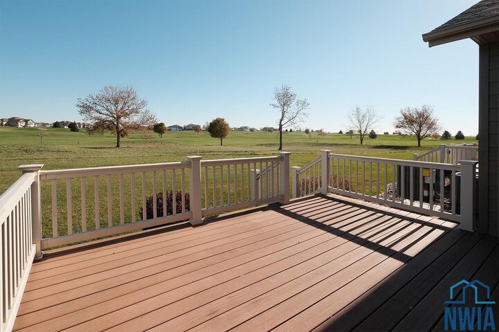 Property Photo:  2318 Riviera Road  IA 51250 